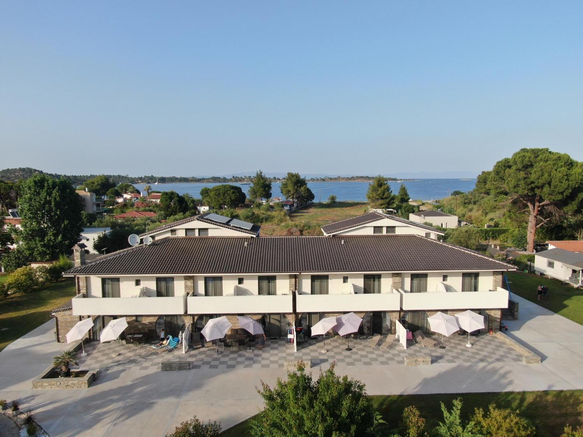 보우르보우로우 The Palms Novasithonia 아파트 외부 사진